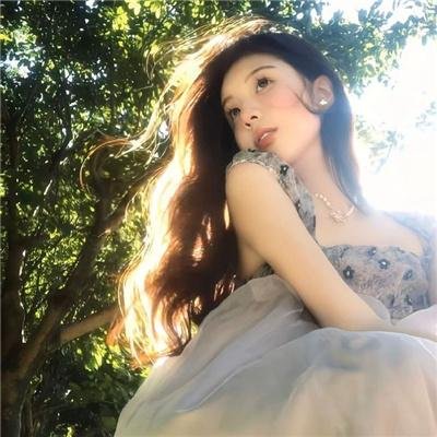 虎将艳后海报